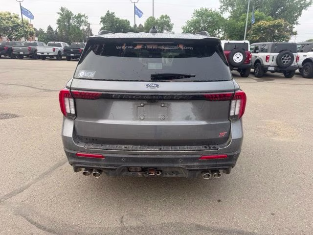 2025 Carbonized Gray Metallic Ford Explorer ST 4X4 SUV