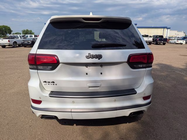 2020 Bright White Clearcoat Jeep Grand Cherokee Overland 4X4 SUV