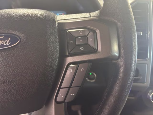 2018 Shadow Black Ford Expedition XLT 4X4 SUV