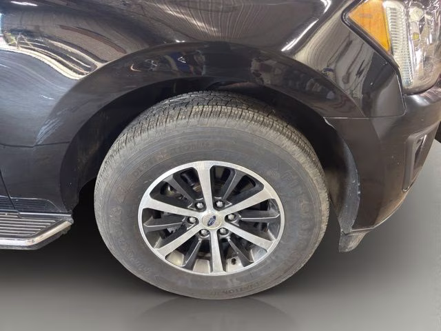 2018 Shadow Black Ford Expedition XLT 4X4 SUV