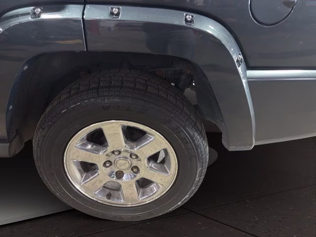 2008 Steel Blue Metallic Clearcoat Jeep Commander Overland 4X4 SUV