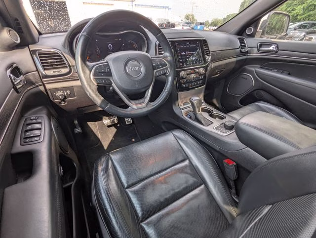 2020 Bright White Clearcoat Jeep Grand Cherokee Overland 4X4 SUV