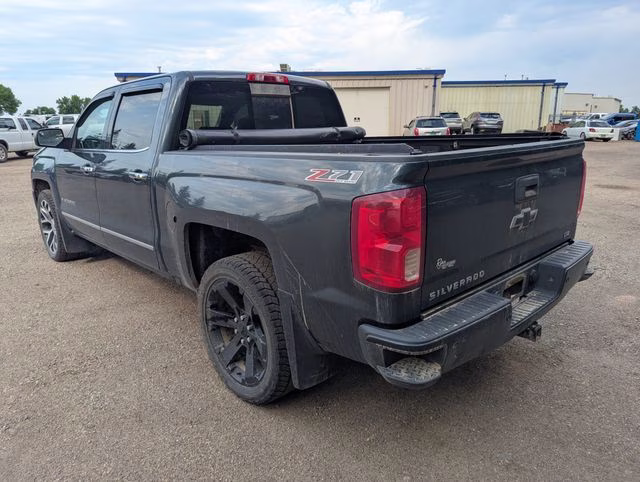 2017 Graphite Metallic Chevrolet Silverado 1500 LTZ 4X4 Truck