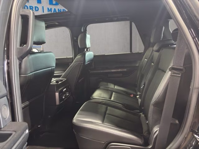 2018 Shadow Black Ford Expedition XLT 4X4 SUV