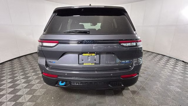 2022 Baltic Gray Metallic Clearcoat Jeep Grand Cherokee Trailhawk 4xe 4X4 SUV