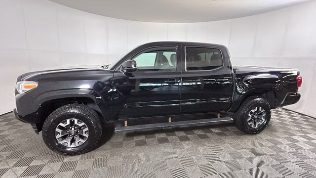 2021 Midnight Black Metallic Toyota Tacoma SR 4X4 Truck