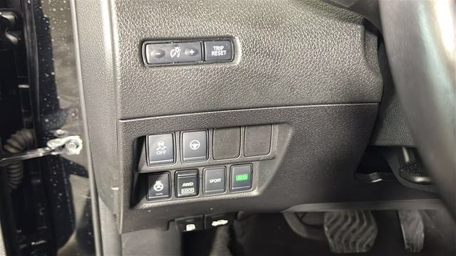 2020 Magnetic Black Pearl Nissan Rogue Sport SV AWD SUV
