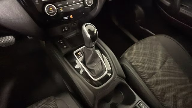 2020 Magnetic Black Pearl Nissan Rogue Sport SV AWD SUV