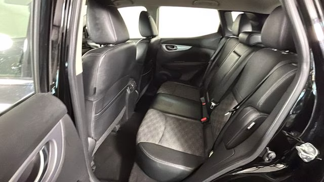2020 Magnetic Black Pearl Nissan Rogue Sport SV AWD SUV