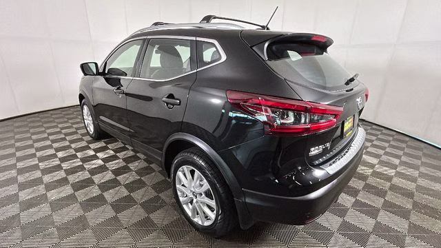 2020 Magnetic Black Pearl Nissan Rogue Sport SV AWD SUV
