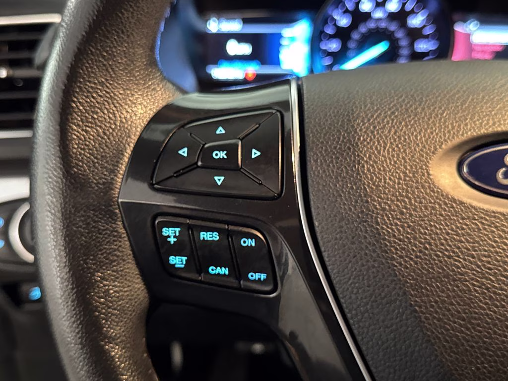 2019 Magnetic Metallic Ford Explorer Limited FWD SUV