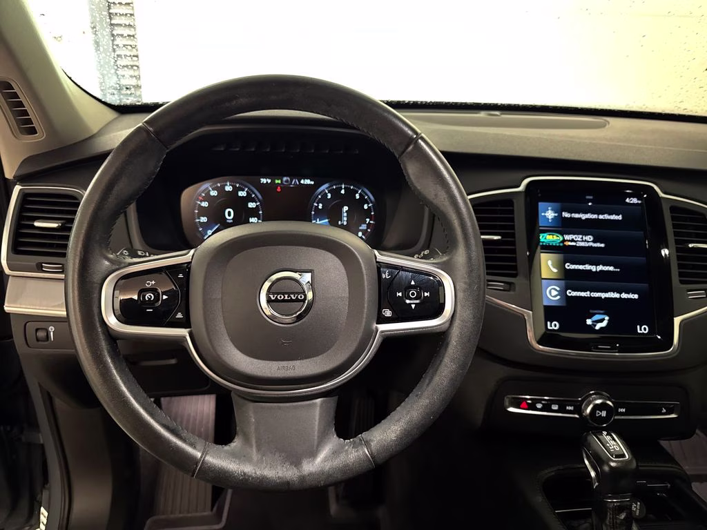 2021 Thunder Gray Metallic Volvo XC90 T5 Momentum FWD SUV