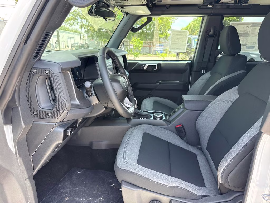 2026 Oxford White Ford Bronco Big Bend 4X4 SUV