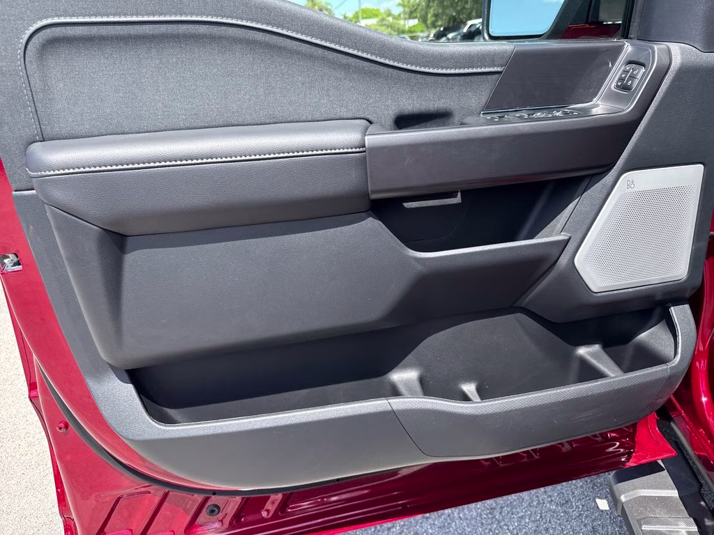 2026 Ruby Red Met Tinted CC Ford F-150 Lariat 4X4 Truck