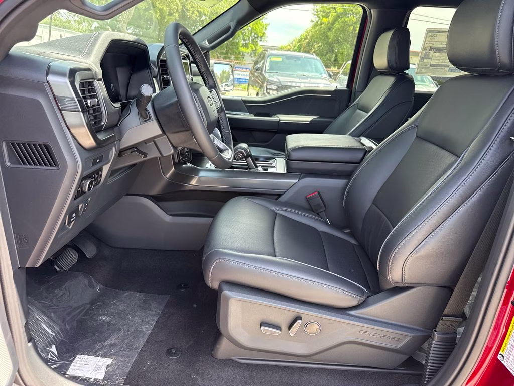 2026 Ruby Red Met Tinted CC Ford F-150 Lariat 4X4 Truck