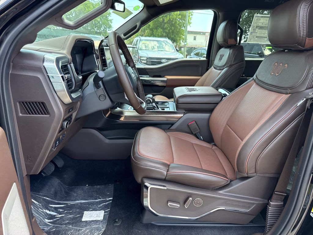 2026 Agate Black Metallic Ford F-150 King Ranch 4X4 Truck