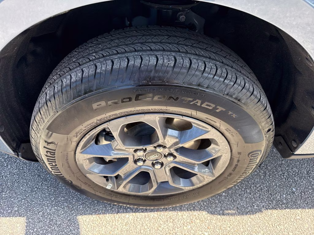 2025 Azure Gray Metallic Ford Maverick XLT FWD Truck