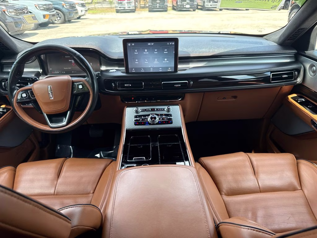 2020 Flight Blue Clearcoat Lincoln Aviator Black Label AWD SUV