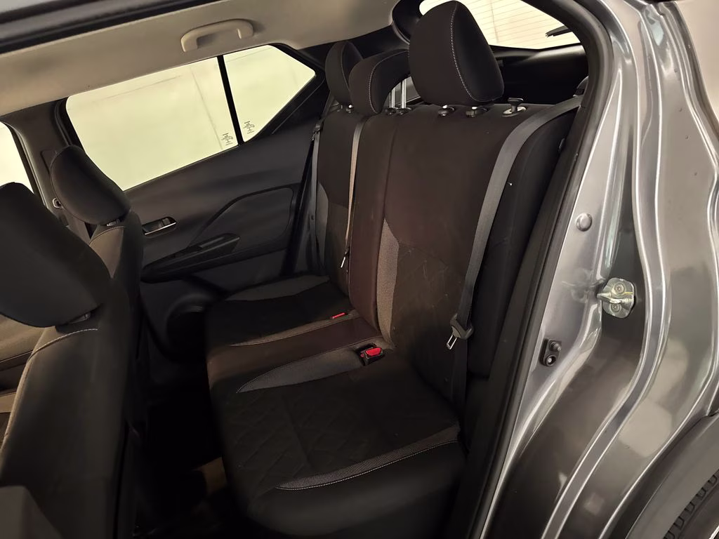 2018 Gun Metallic Nissan Kicks SV FWD SUV