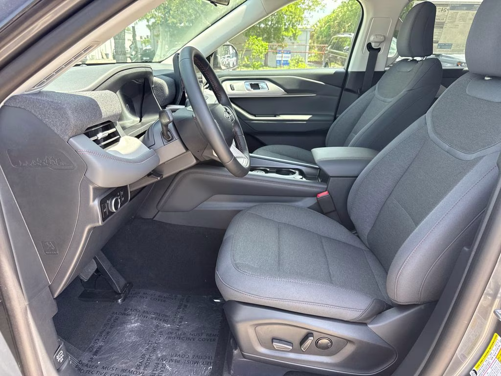2026 Gray Metallic Ford Explorer Active RWD SUV
