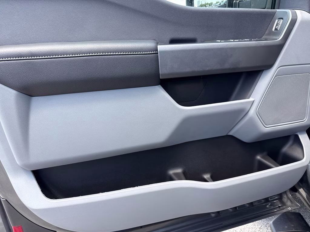 2026 Gray Metallic Ford Super Duty F-250 SRW XLT 4X4 Truck