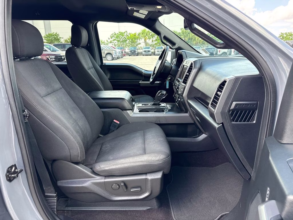 2019 Abyss Gray Metallic Ford F-150 XLT RWD Truck