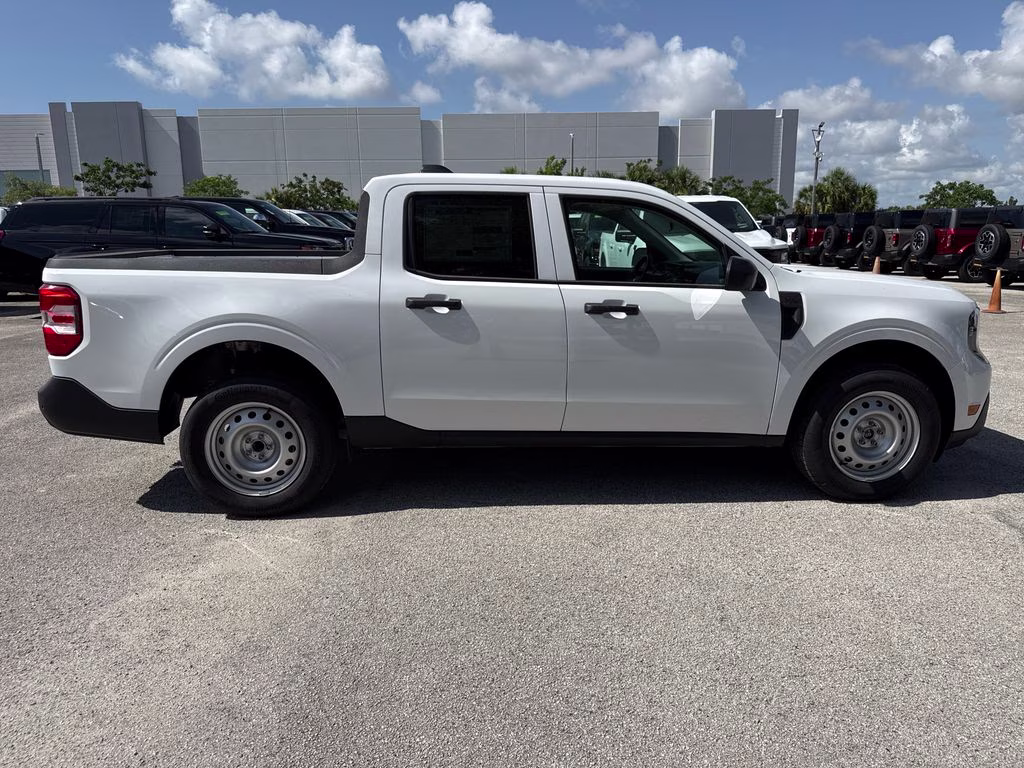 2026 Ford Maverick XL FWD Truck