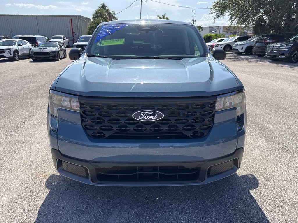 2025 Azure Gray Metallic Ford Maverick XLT FWD Truck