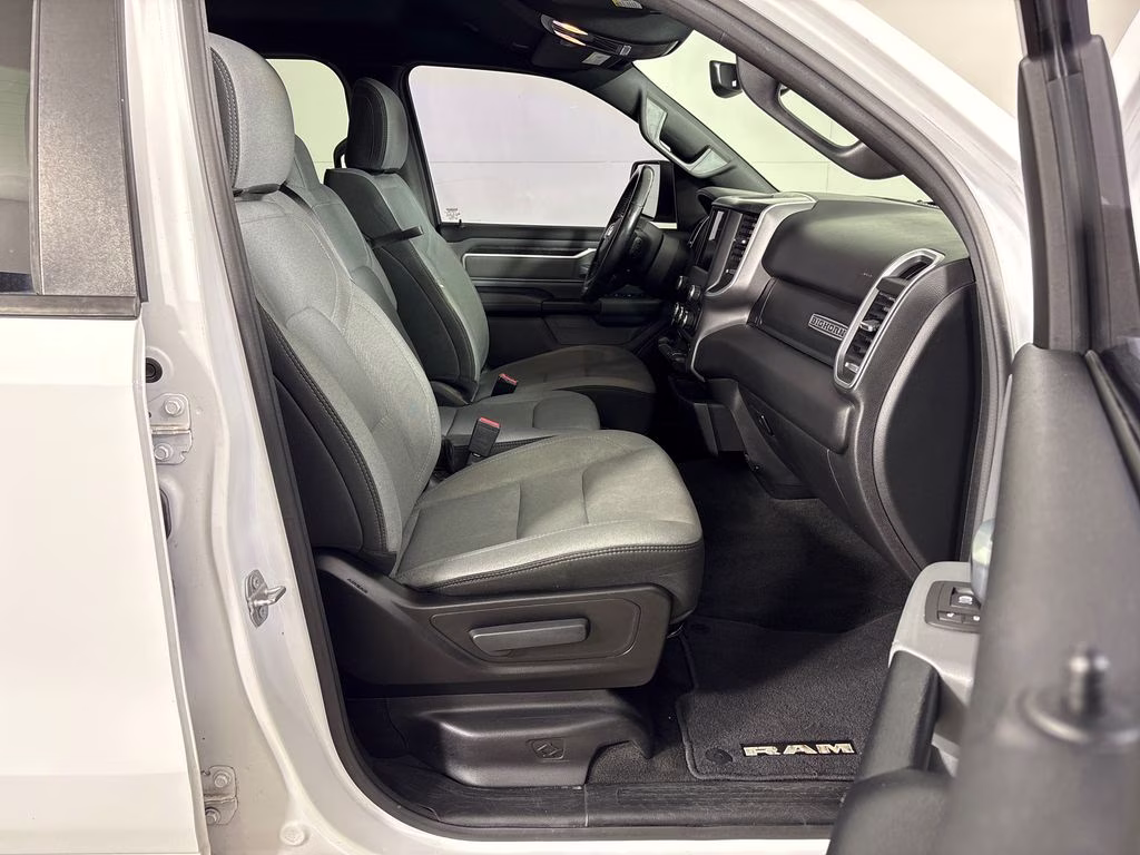 2021 Bright White Clearcoat Ram 1500 Big Horn/Lone Star 4X4 Truck