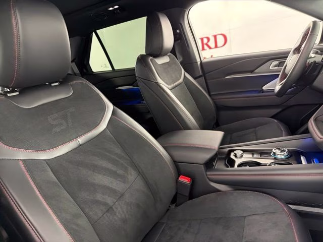 2025 Black Metallic Ford Explorer ST 4X4 SUV