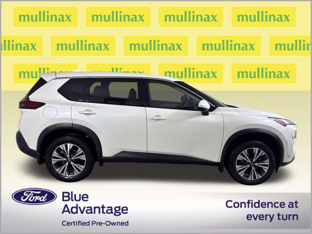 2021 Pearl White Tricoat Nissan Rogue SV FWD SUV