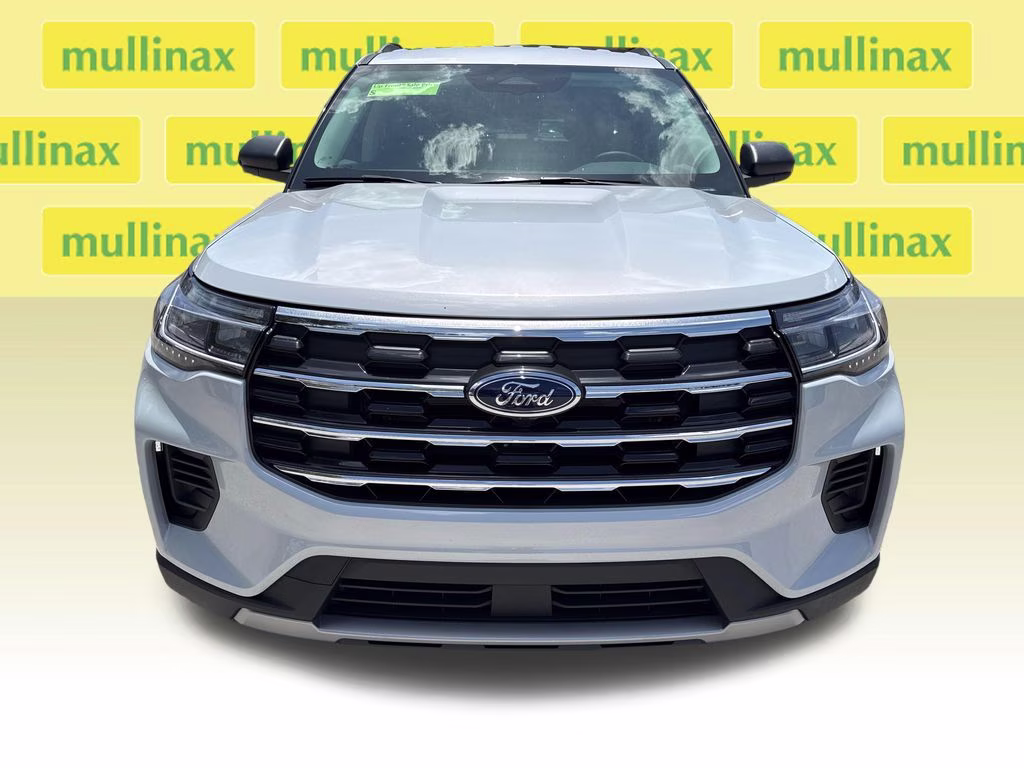 2026 Space White Metallic Ford Explorer Active RWD SUV
