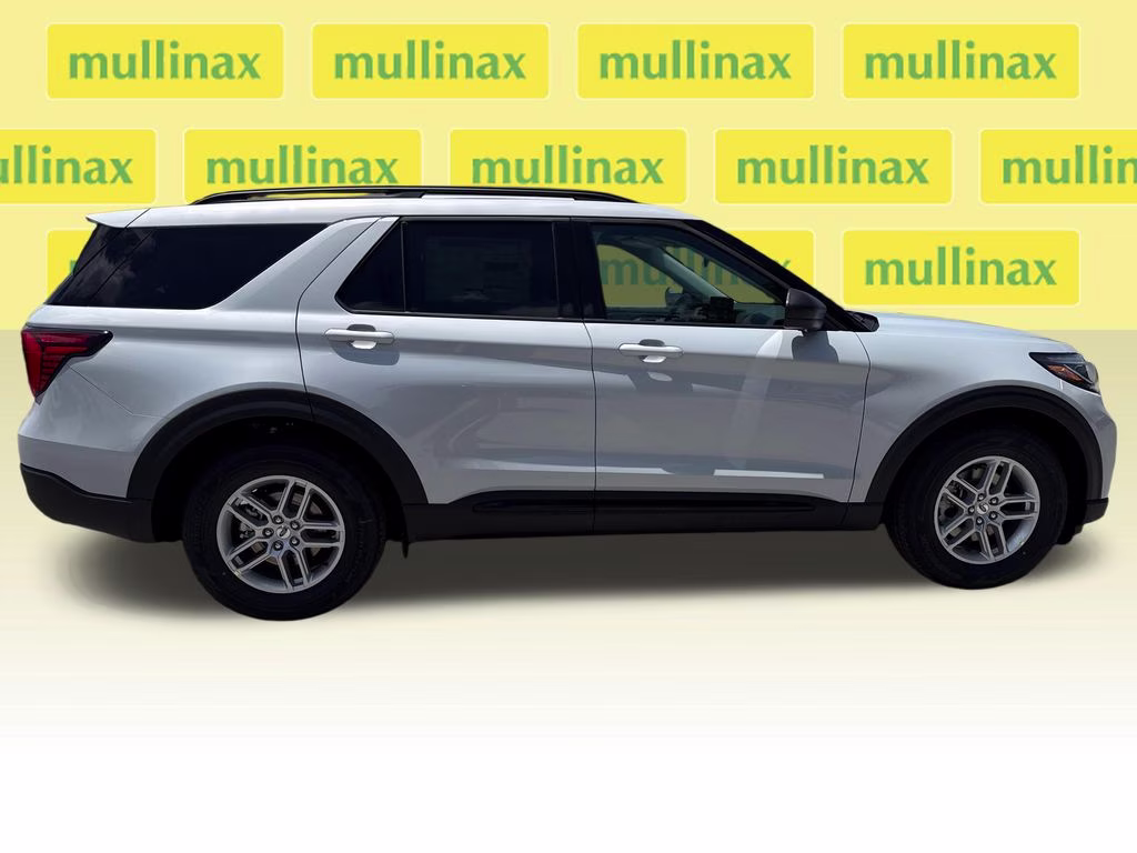 2026 Space White Metallic Ford Explorer Active RWD SUV