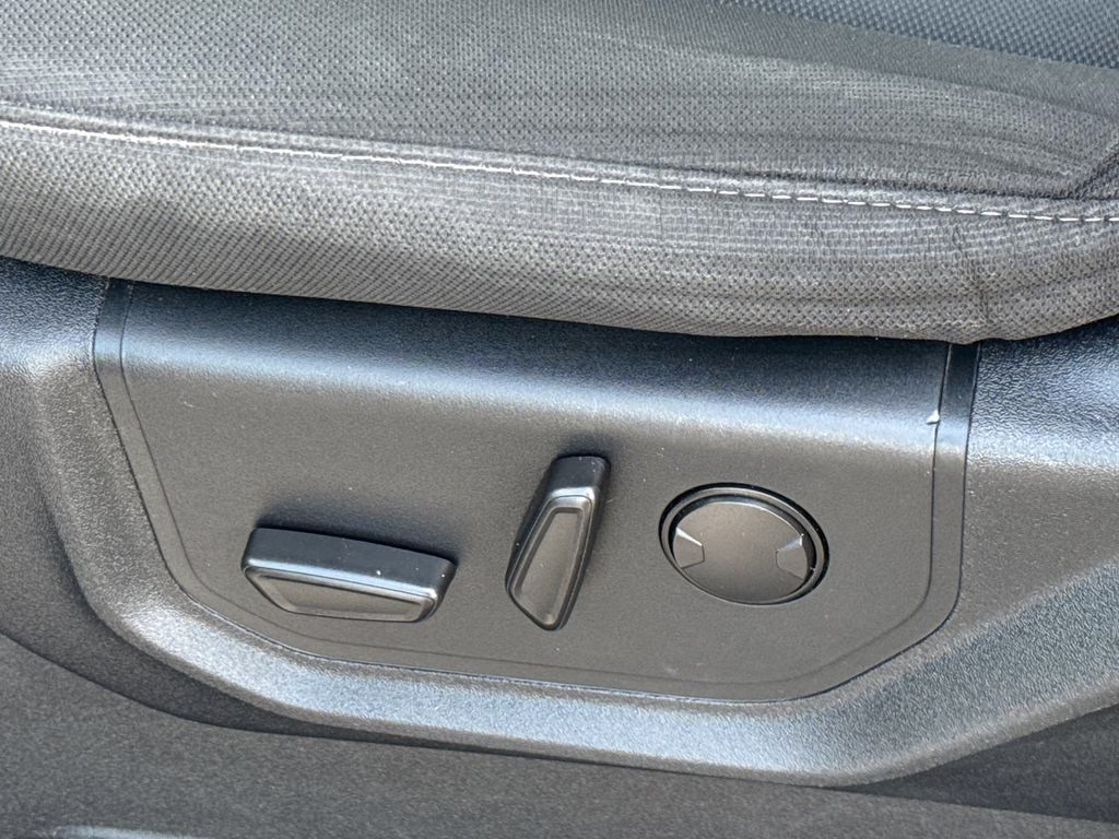 2019 Abyss Gray Metallic Ford F-150 XLT RWD Truck