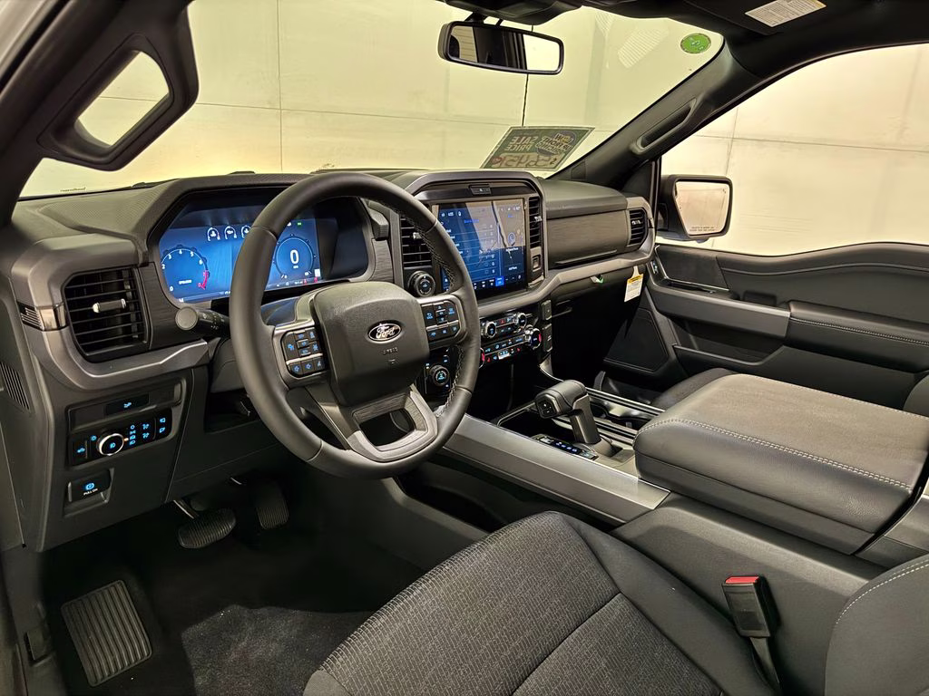 2026 Oxford White Ford F-150 XLT 4X4 Truck
