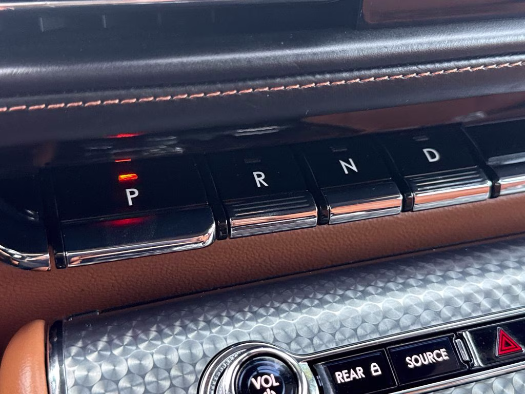 2020 Flight Blue Clearcoat Lincoln Aviator Black Label AWD SUV