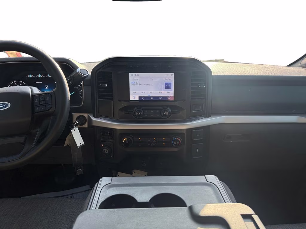 2021 Oxford White Ford F-150 XL 4X4 Truck