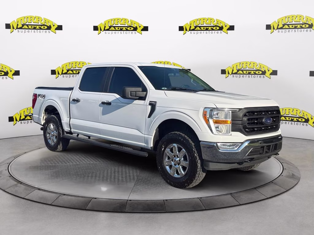 2021 Oxford White Ford F-150 XL 4X4 Truck