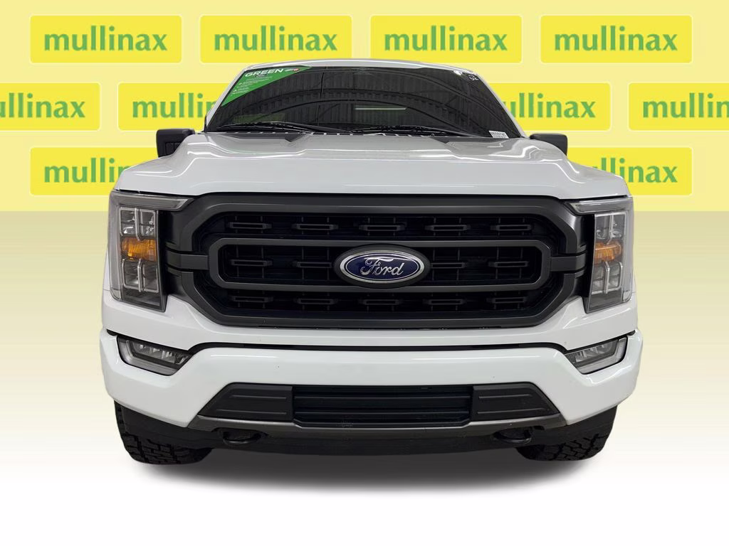 2023 Oxford White Ford F-150 XLT 4X4 Truck