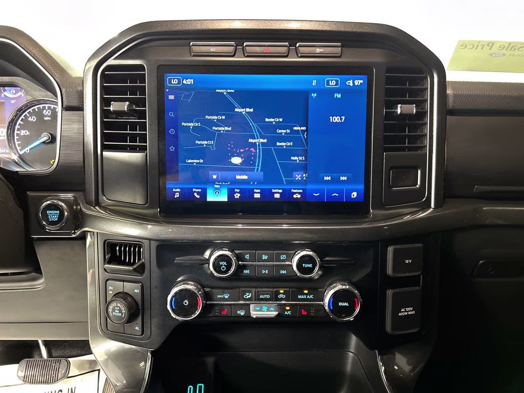 2023 Oxford White Ford F-150 XLT 4X4 Truck