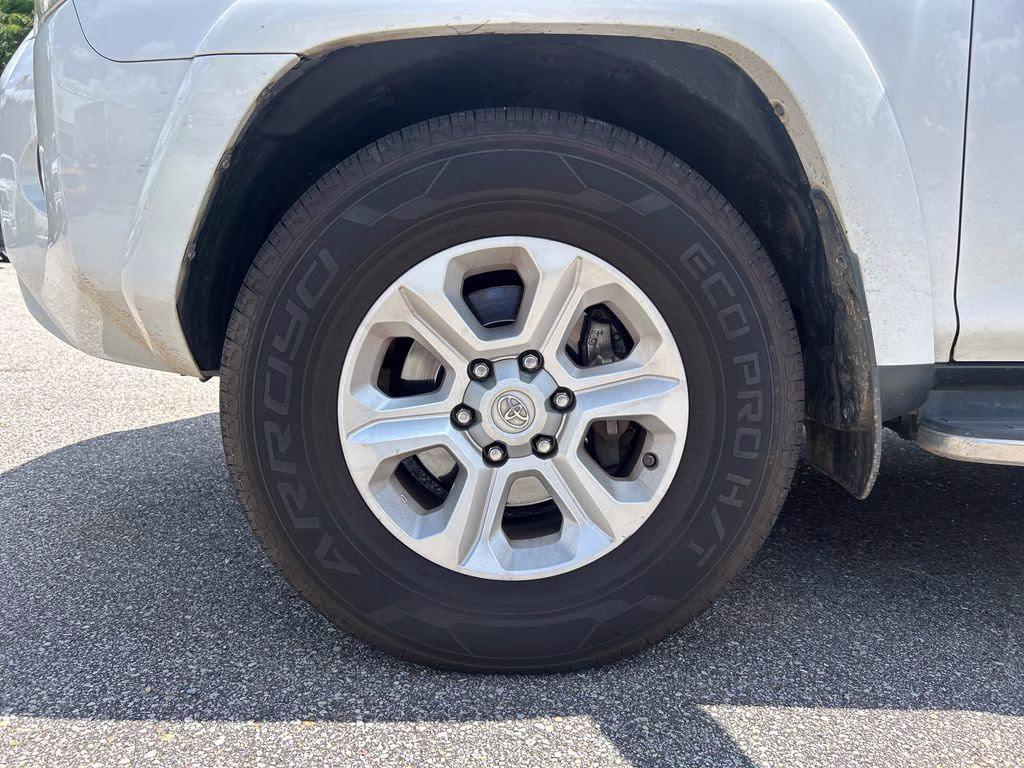 2015 Super White Toyota 4Runner SR5 Premium RWD SUV