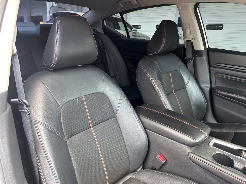 2022 Glacier White Nissan Altima 2.5 SR FWD Sedan