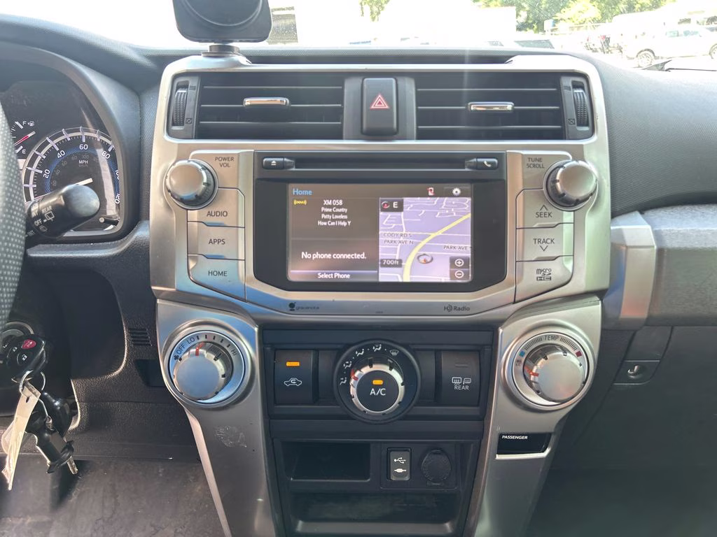 2015 Super White Toyota 4Runner SR5 Premium RWD SUV
