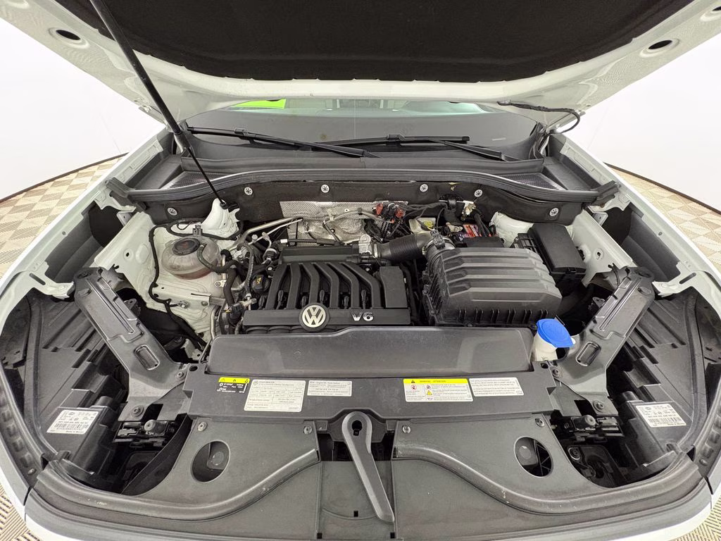 2021 Pure White Volkswagen Atlas 3.6L V6 SEL Premium R-Line AWD SUV