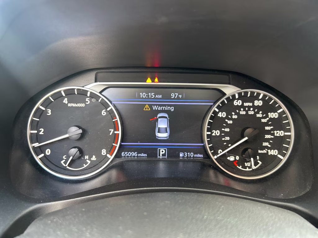 2022 Glacier White Nissan Altima 2.5 SR FWD Sedan