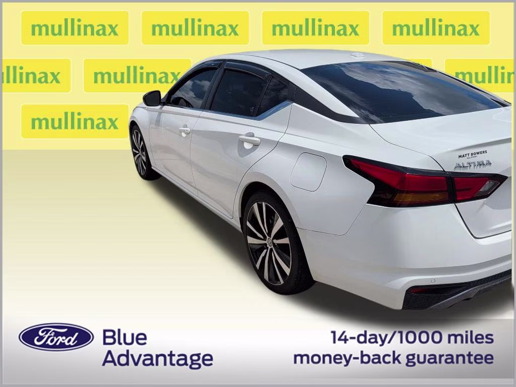 2022 Glacier White Nissan Altima 2.5 SR FWD Sedan