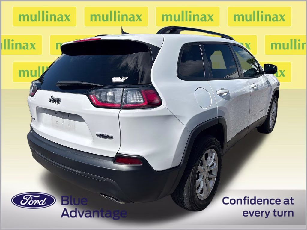 2022 Bright White Clearcoat Jeep Cherokee Latitude Lux 4X4 SUV