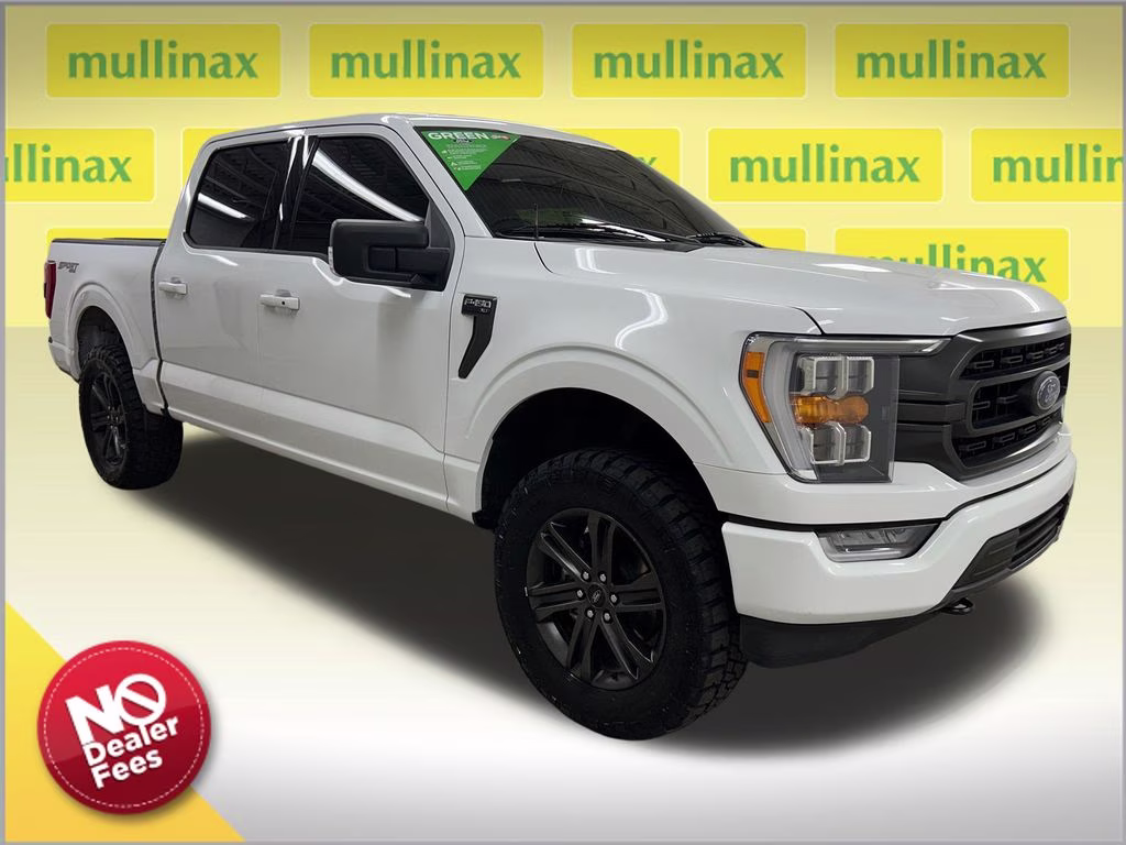 2023 Oxford White Ford F-150 XLT 4X4 Truck