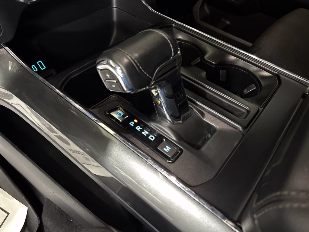 2023 Oxford White Ford F-150 XLT 4X4 Truck