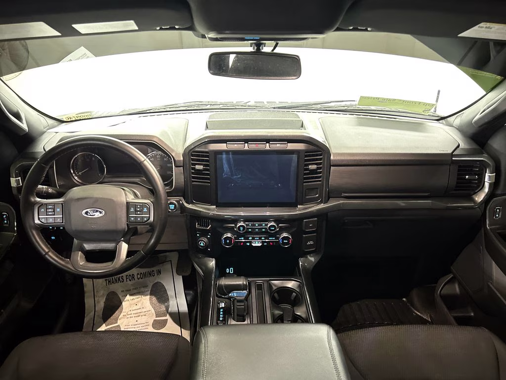 2023 Oxford White Ford F-150 XLT 4X4 Truck